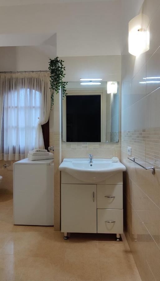 Al Civico 365 Villa Кастелуцо Екстериор снимка